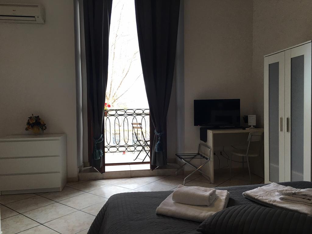 Platamone Rooms Κατάνια Εξωτερικό φωτογραφία